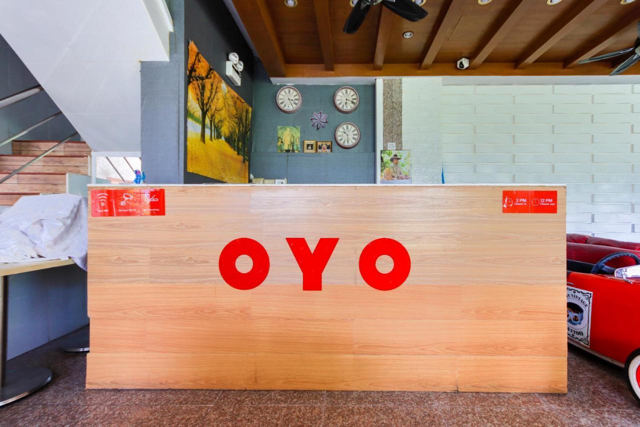 Oyo 861 Patong Dynasty Hotel Eksteriør billede